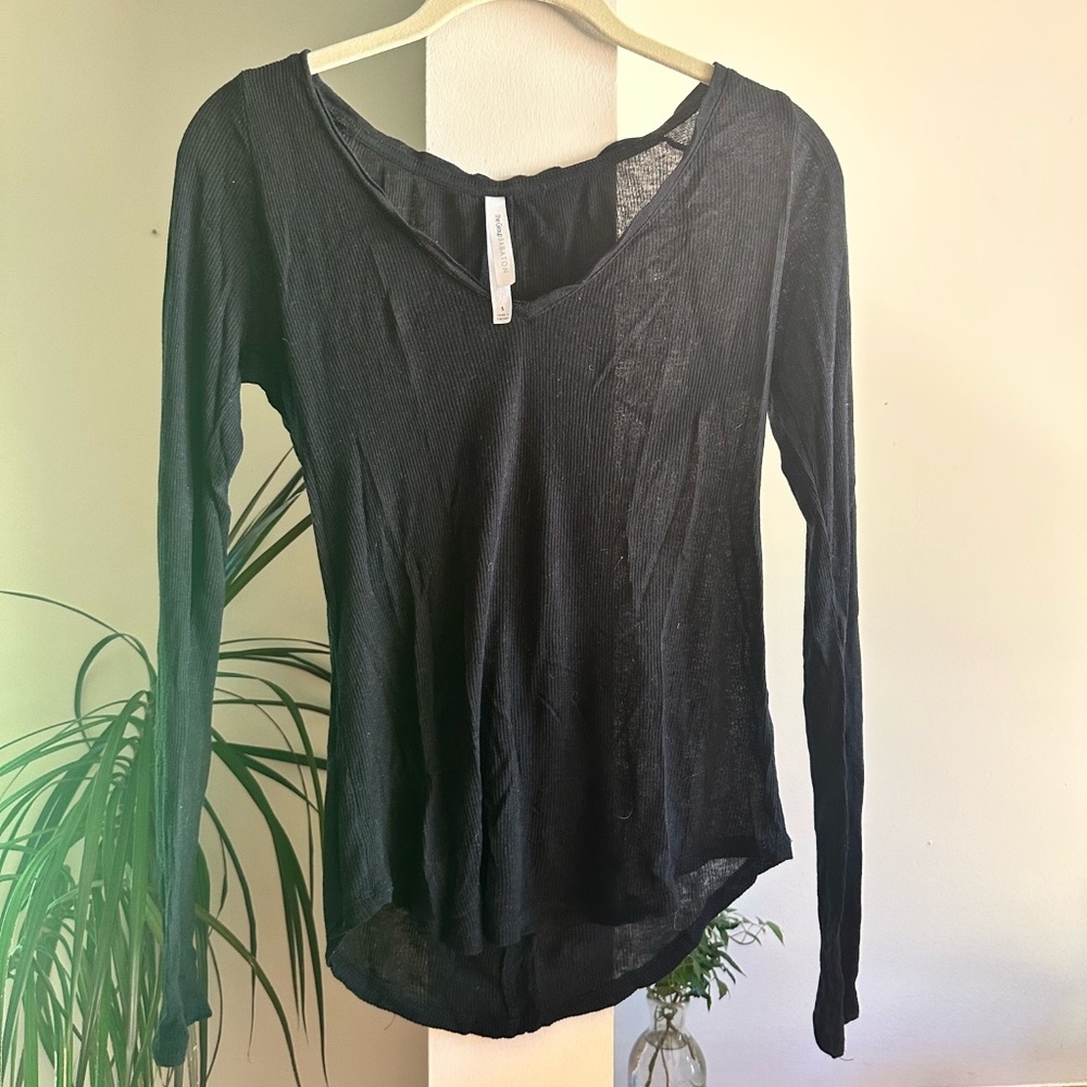EUC Babaton Long Sleeve Women's Black T-shirt Size Small